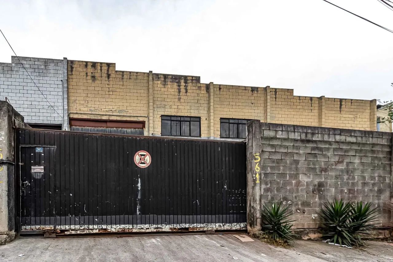 Galpão na Rua Cecília Roizen, 561  930 m² - Foto 3