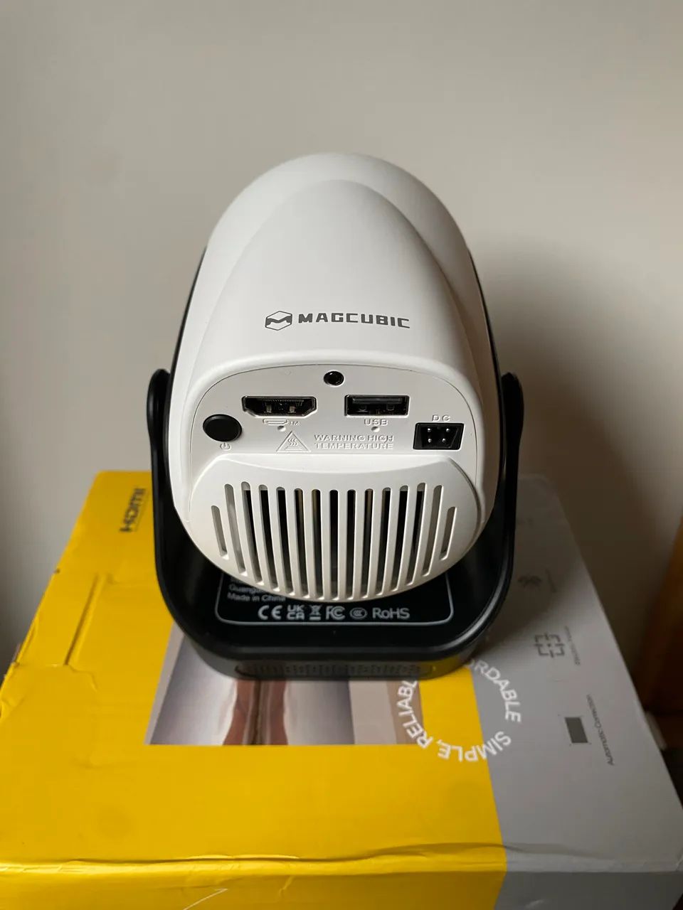 Projetor Magcubic Hy300X Com foco digital - Foto 4