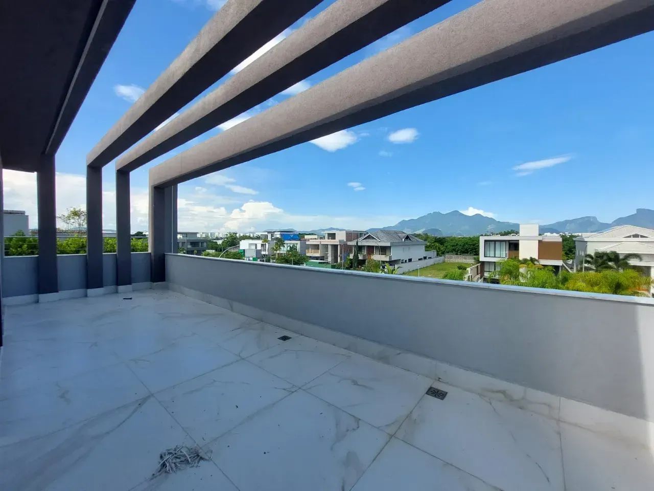 Casa de Condomínio com 5 Suítes | Alphaville Barra | 282m² - Foto 5