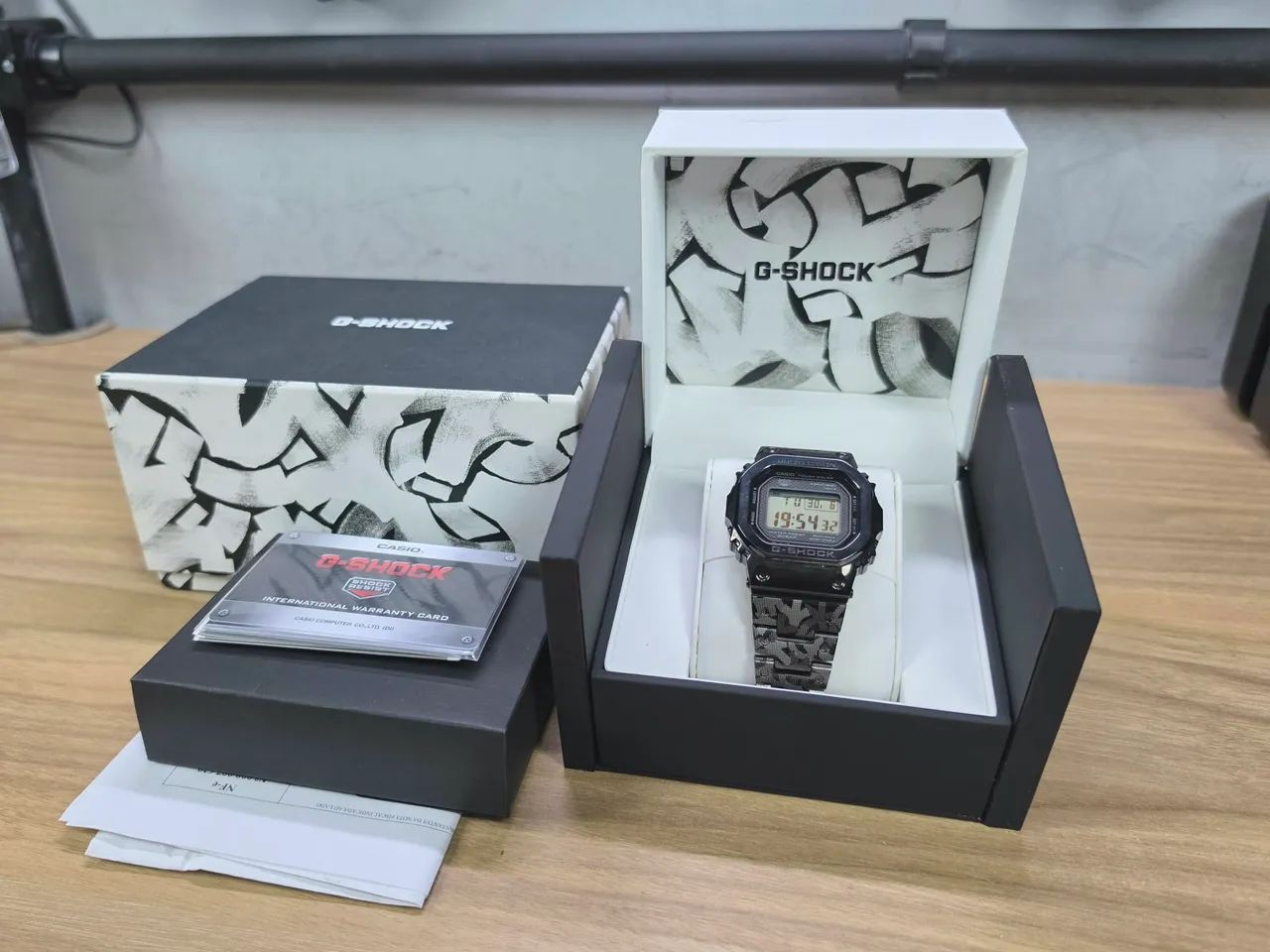 G-Shock GMW-B5000EH Metal - Edição limitada 40 anos