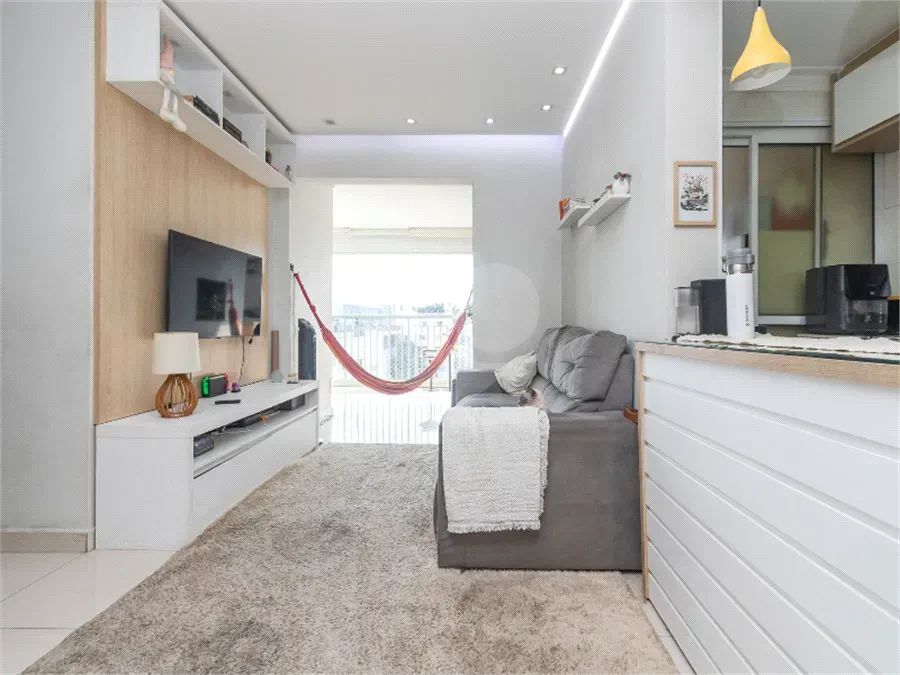 Imóvel para venda possui 65 metros quadrados com 2 quartos - Foto 2