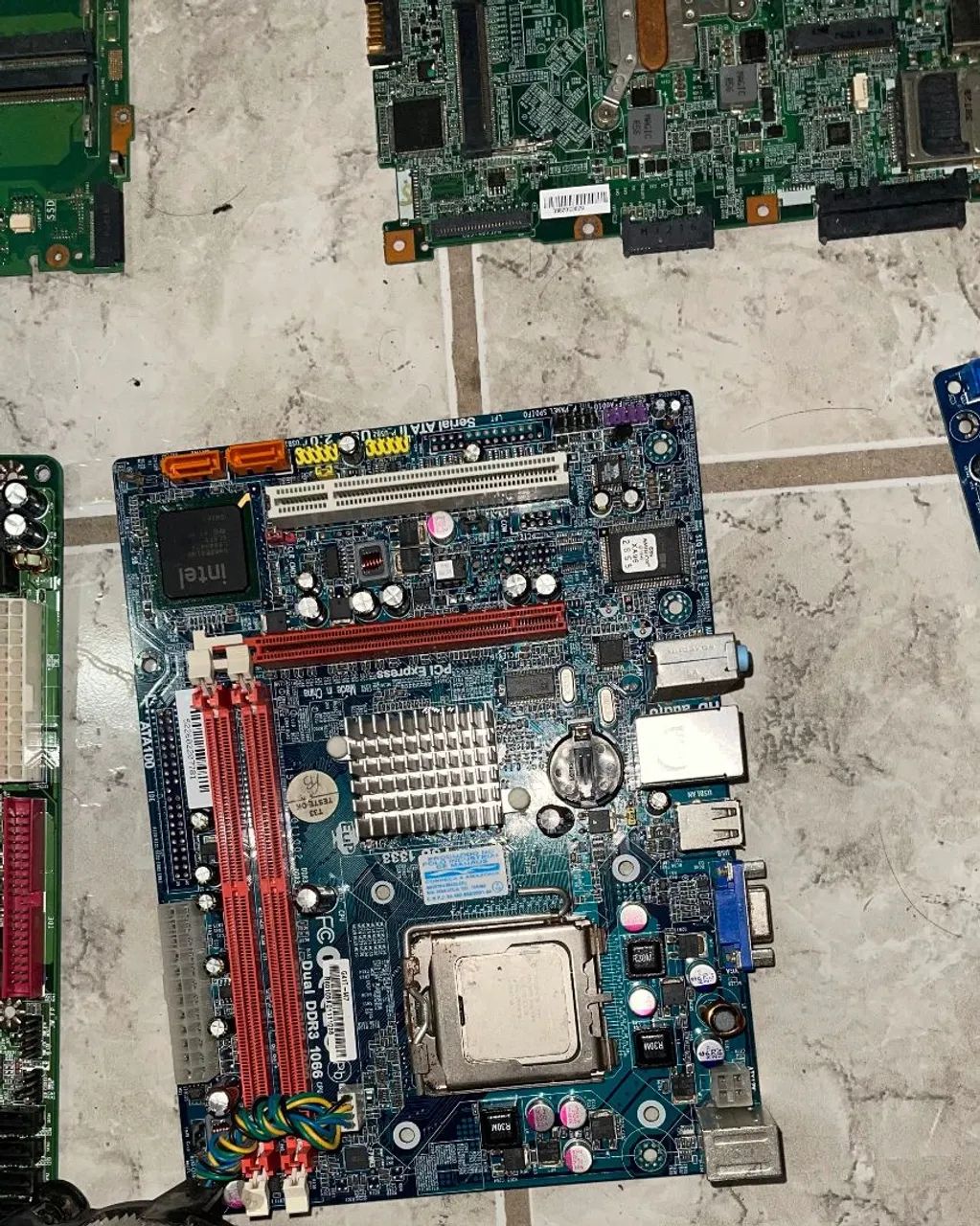 Lote de Processadores, Placa Mãe e Celulares  - Foto 2