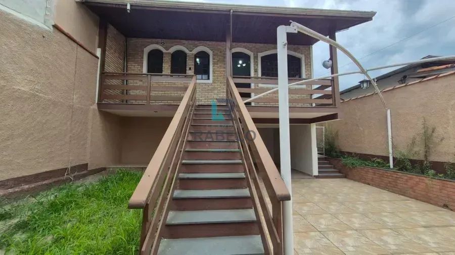 CASA NA VILA ZÉLIA EM LORENA-SP COM 6 QUARTOS - Foto 2