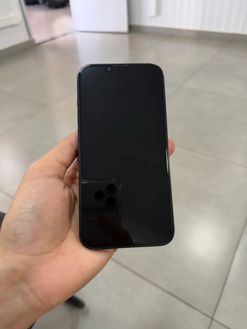 Vendo IPhone 14 azul semi novo - Foto 5