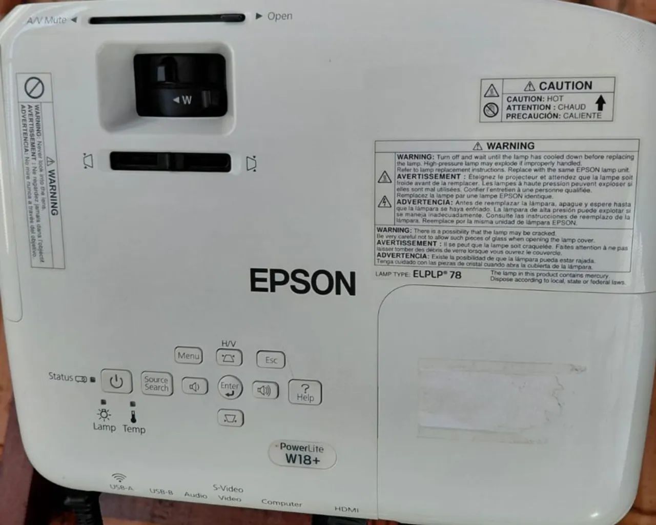 Projetor Epson PowerLite W18 + muito conservado 