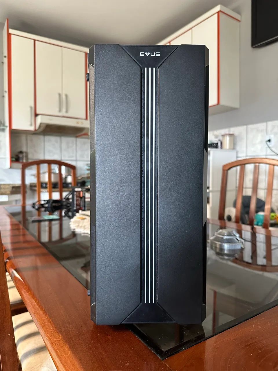 gabinete evus EV-G13 ATX com led rgb e lateral de vidro  - Foto 2