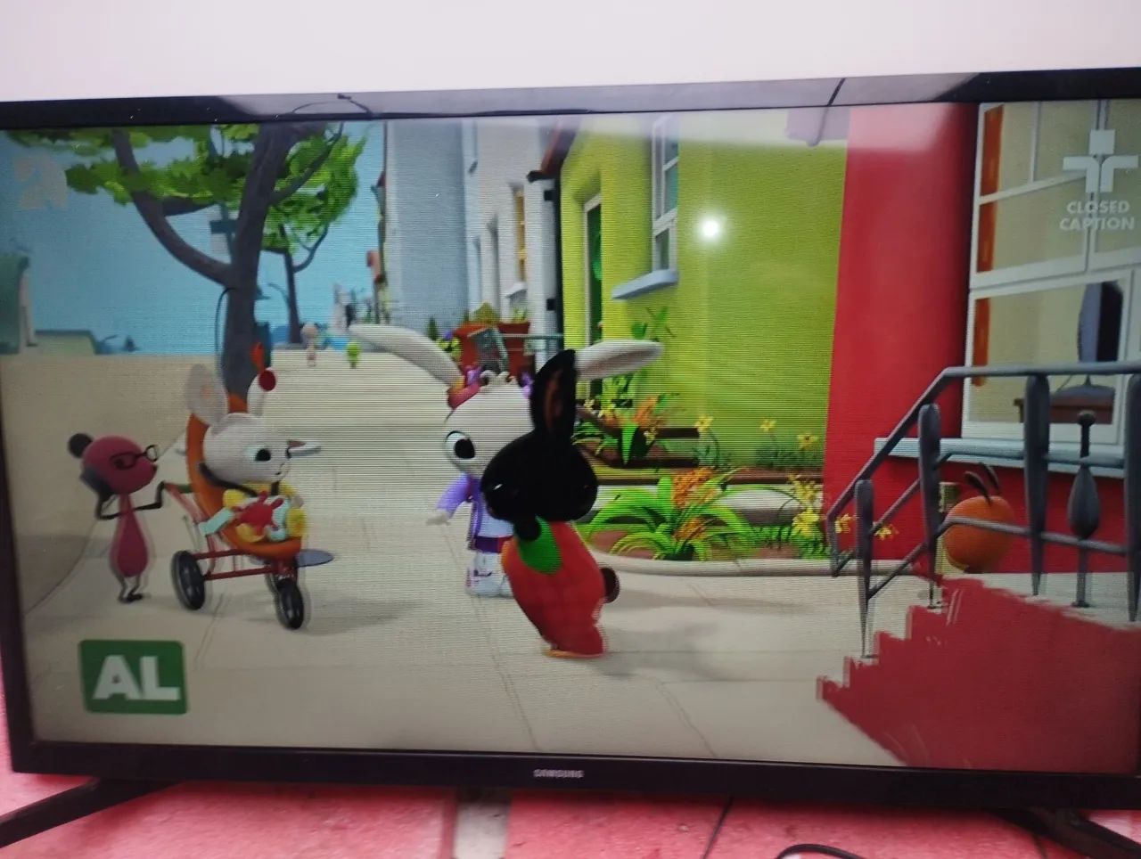 TV Samsung 32 esmat com controle e base  - Foto 2