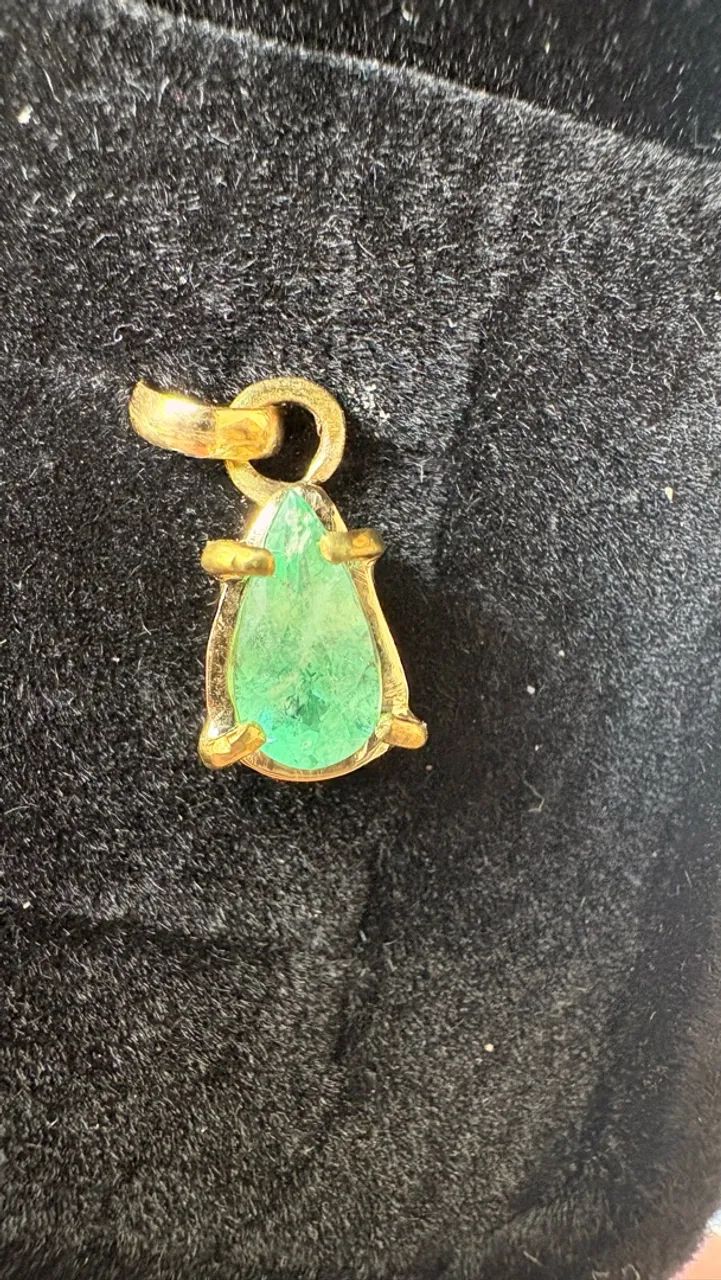 Pingente ouro 18k e esmeralda - Foto 2