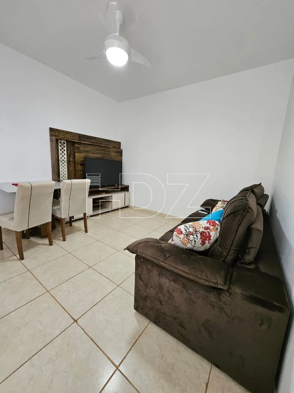 Apartamento à venda mobiliado, Araraquara/SP