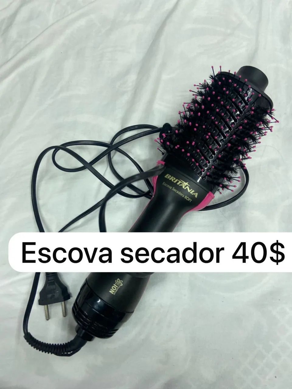 Vendo escova secadora. 