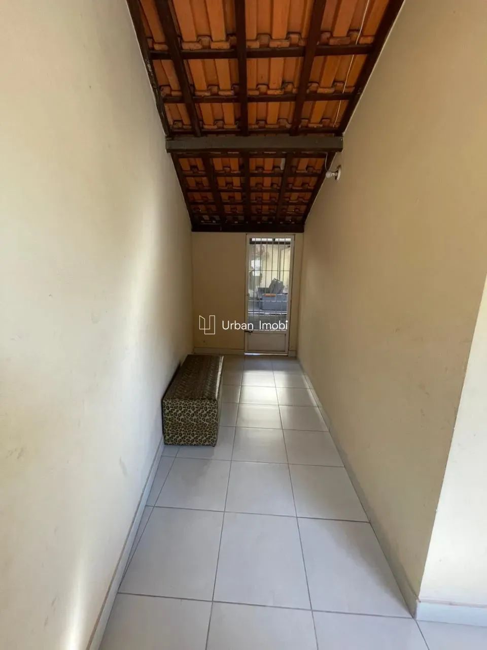 Oportunidade no Santa Rosa! Casa com ótimo espaço e conforto - Foto 3