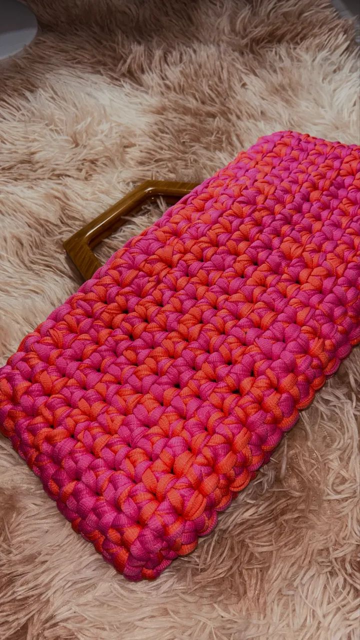 Bolsa de crochê artesanal - Foto 2
