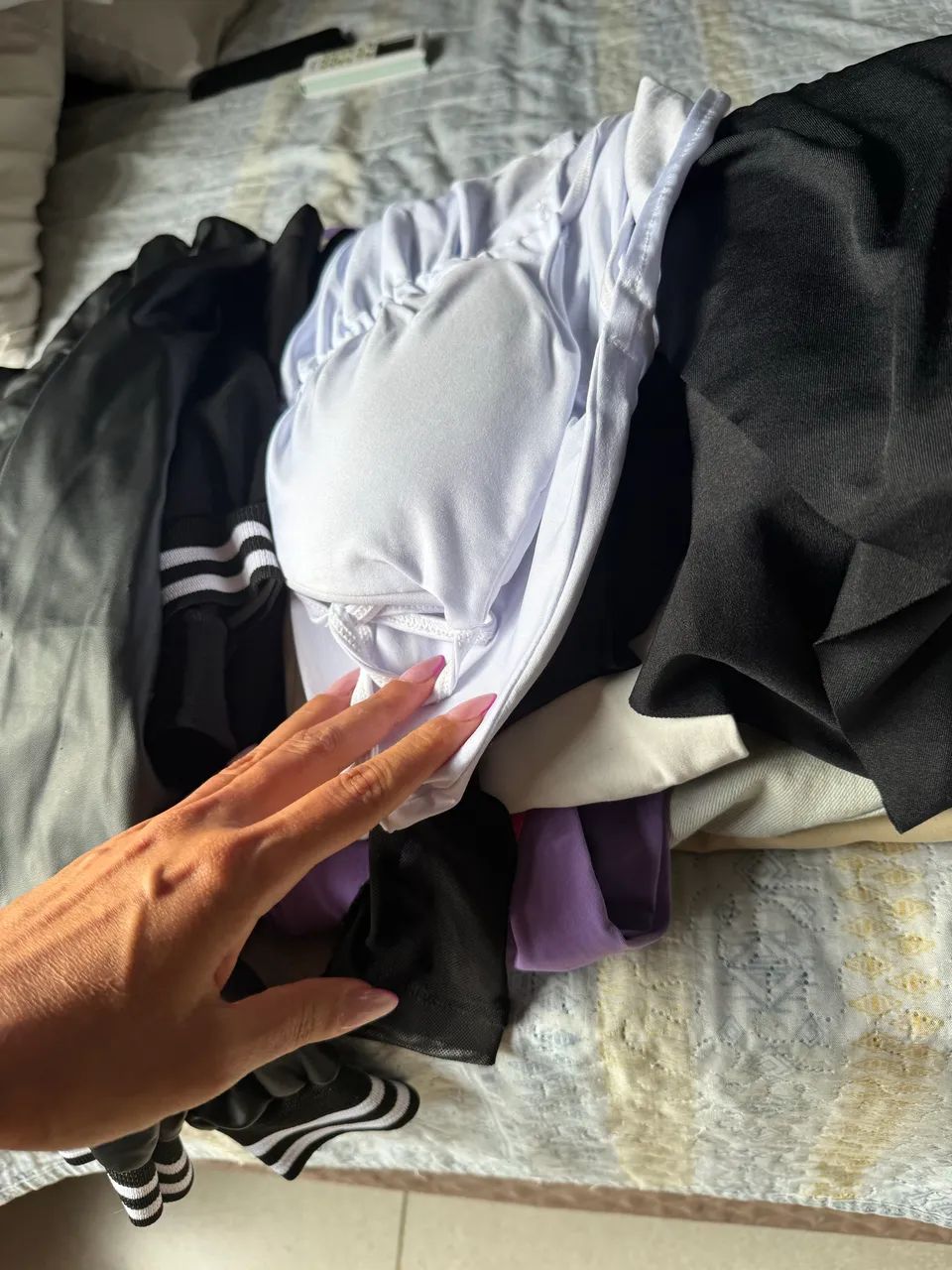 Mais de 50 peças de roupas  - Foto 3