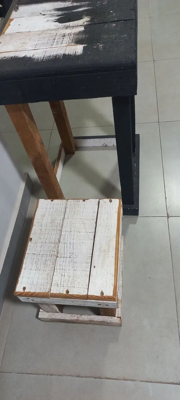 Conjunto banquetas rústicas que servem de apoio como escada doméstica  - Foto 2
