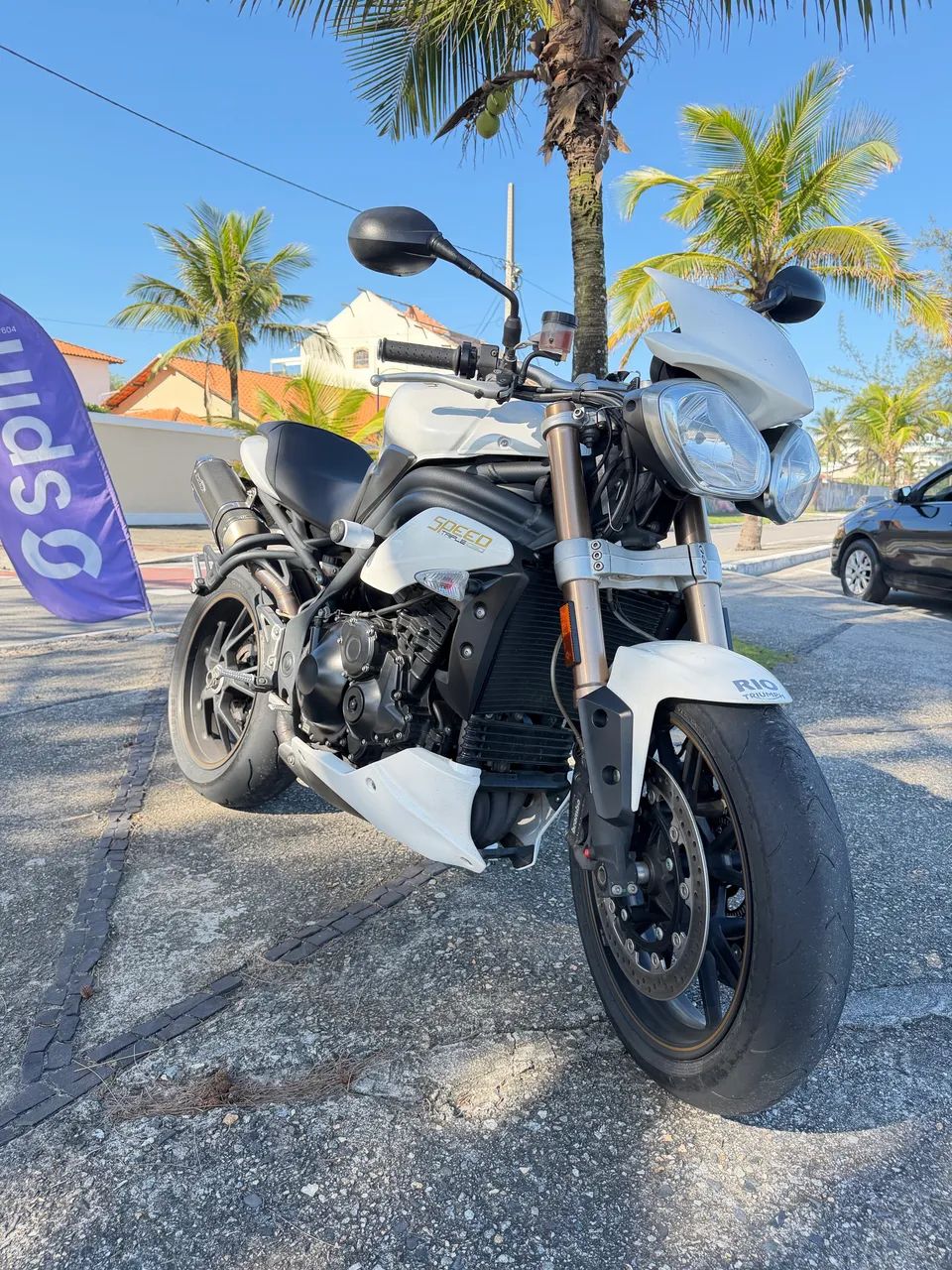 TRIUMPH SPEED TRIPLE 1050 - Foto 2