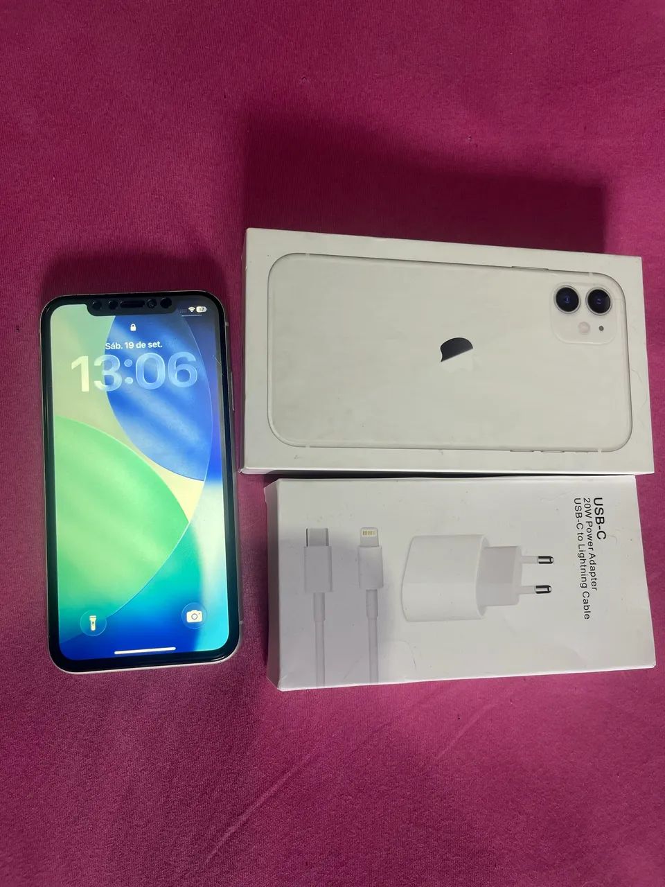 iPhone 11 Branco 64 GB
