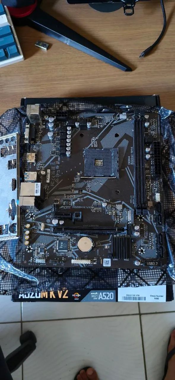 Placa mãe Gigabyte A520M K V2 - Foto 2