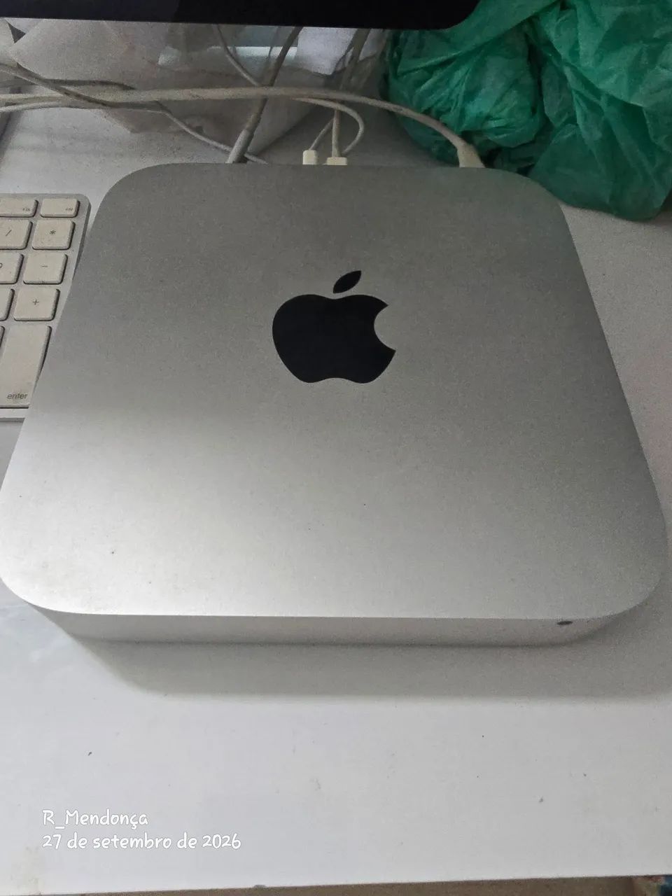 Mac Mini A1347 com teclado e monitor - Computadores e Desktops
