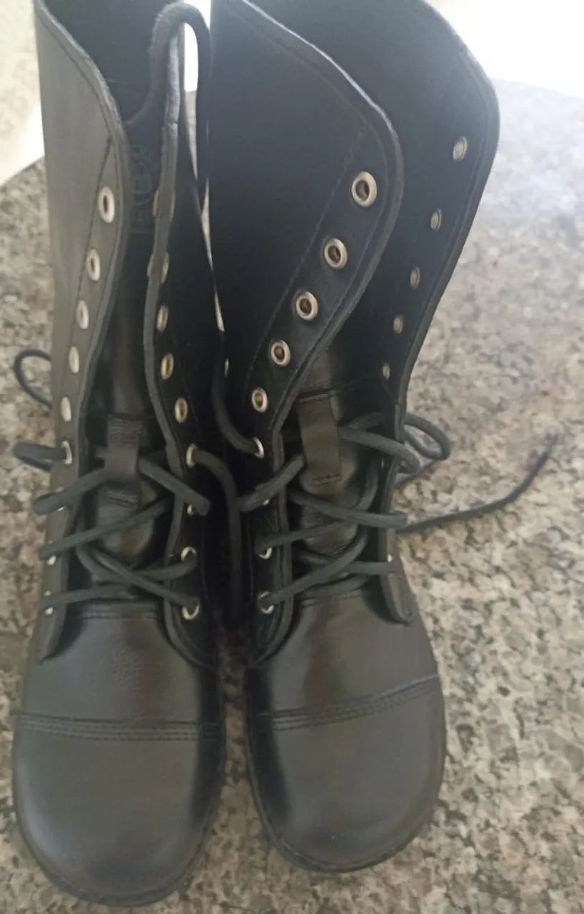 Coturno Vilela Boots Usado Couro - Foto 5