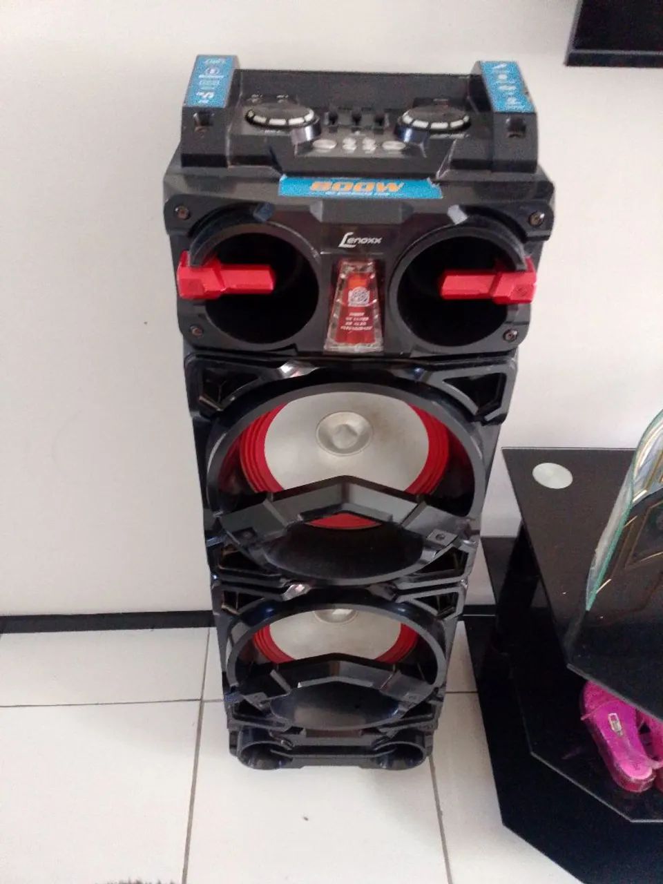Som lenoxx 800 w de potência 