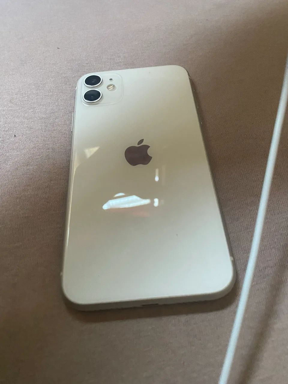 IPhone 11 64 giga branco  - Foto 2