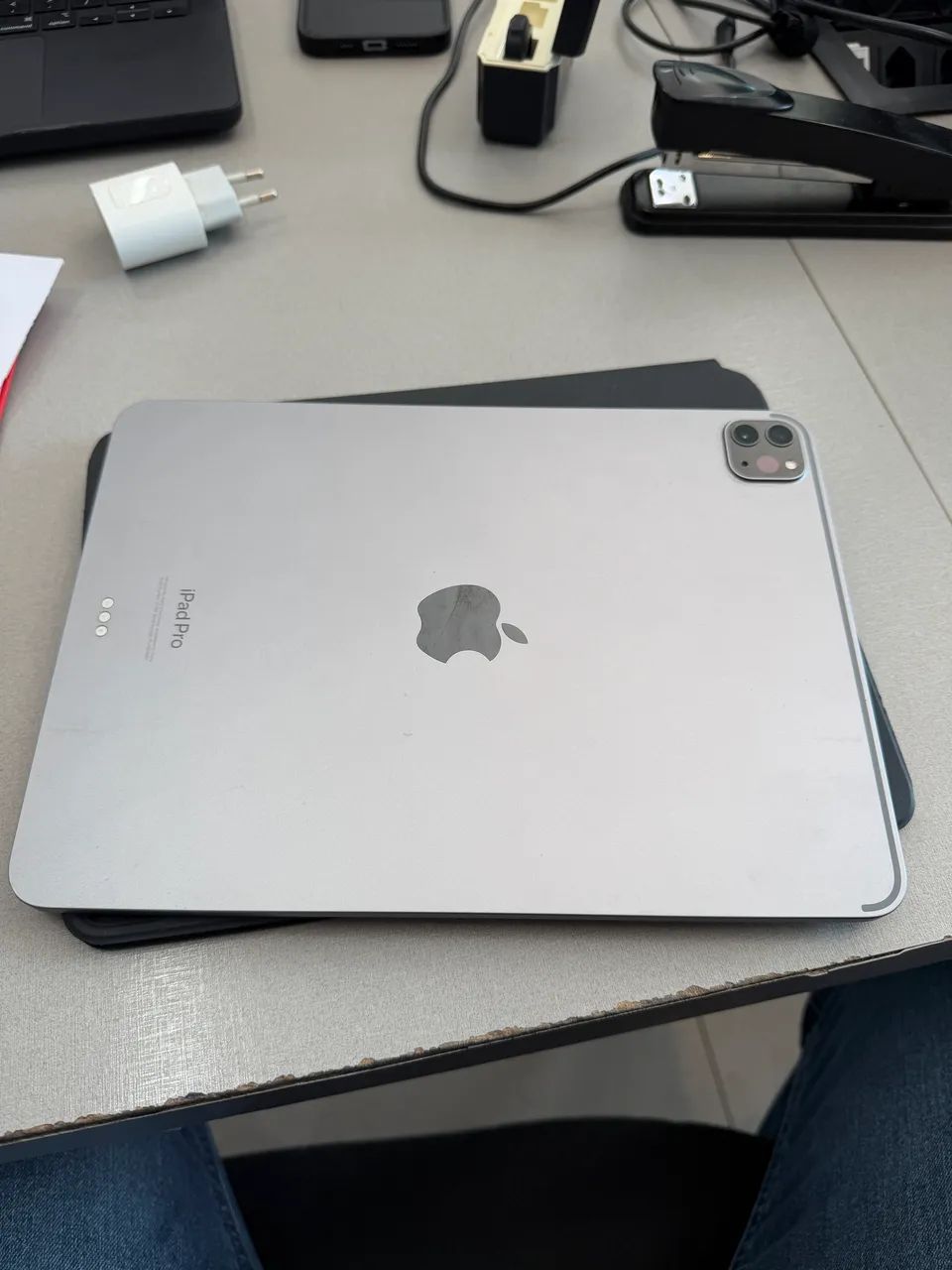 Ipad Pro 11? M2 128GB + MagicKeyboard - Foto 5