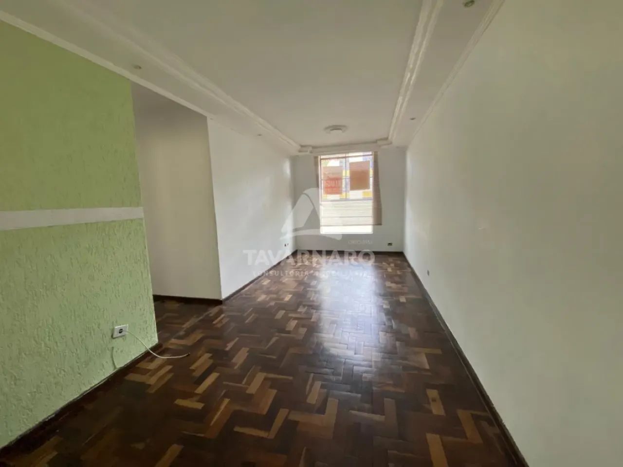 Apartamento com 03 Dormitórios Semi mobiliado! - Foto 2