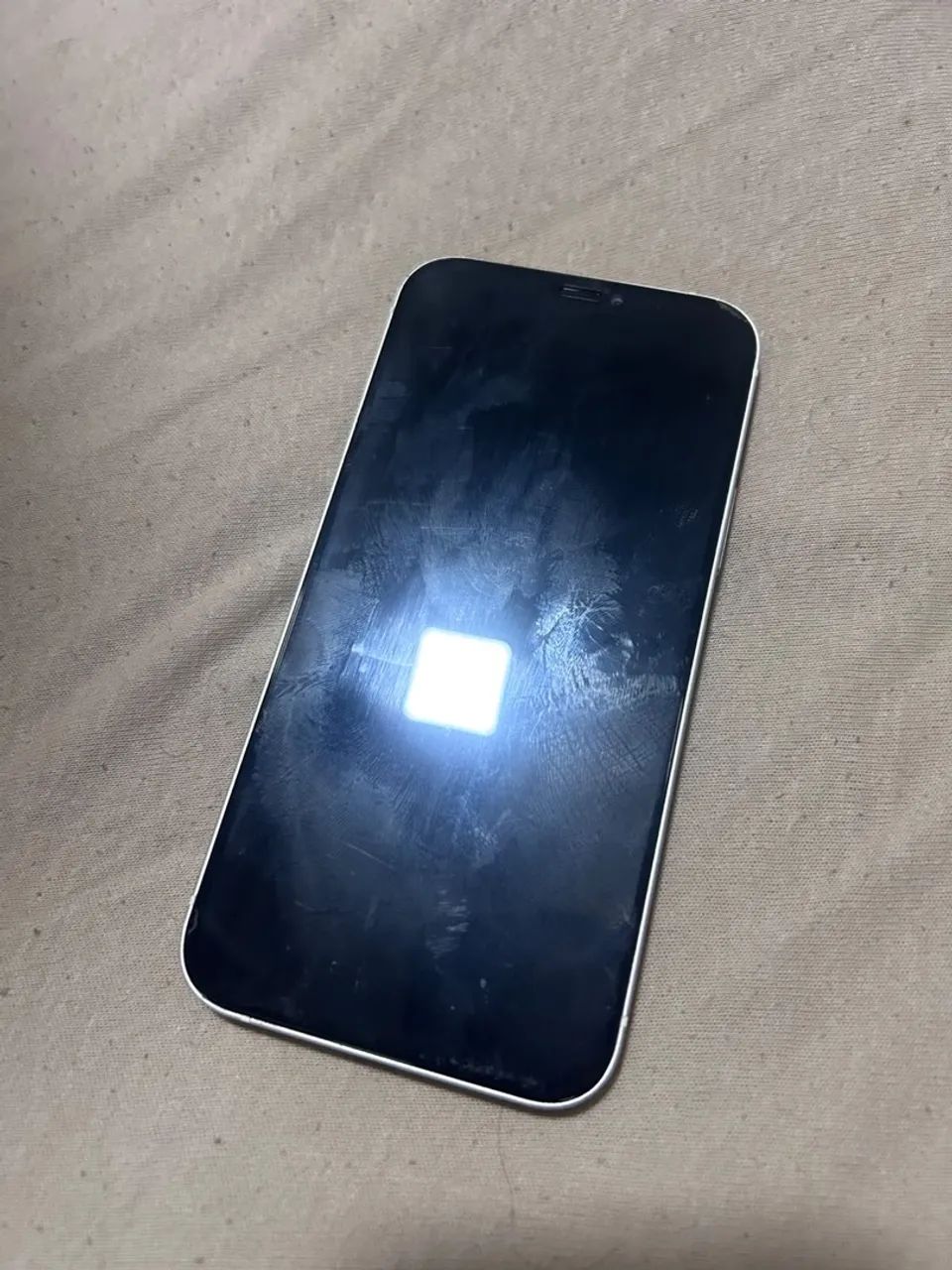 iPhone 12 64GB à venda ? Ótimo aparelho, aproveite! 