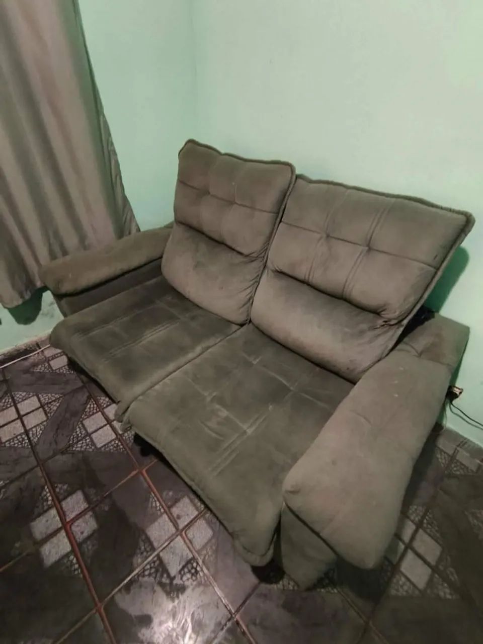 Sofá semi novo
