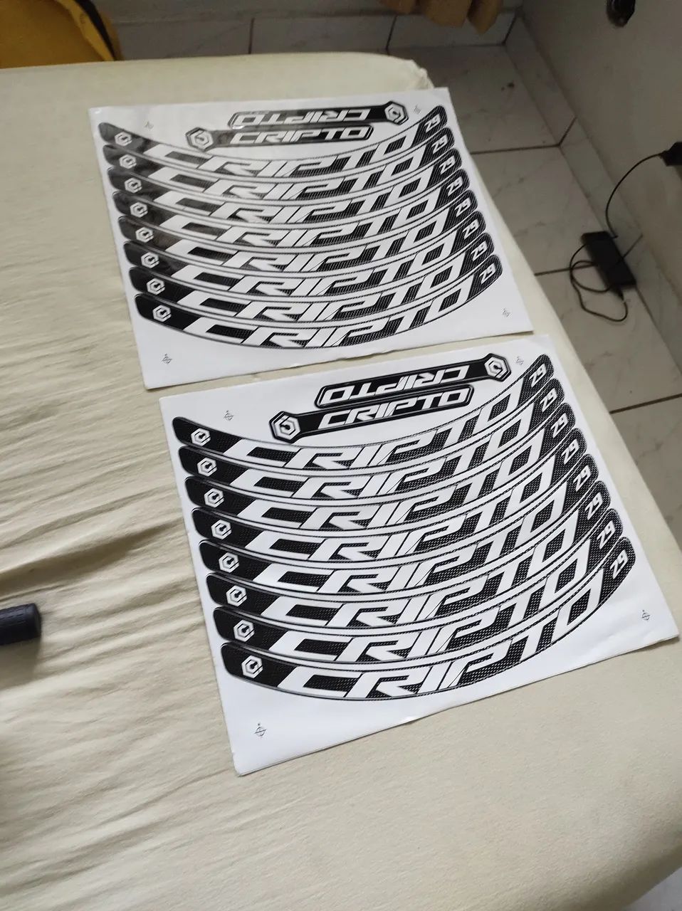 Adesivo cripto de bicicleta aro 29 - Foto 3