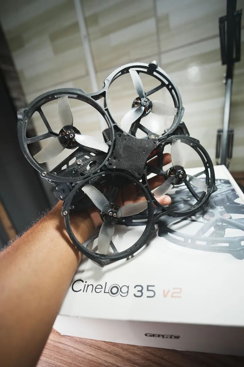 Drone fpv Cinelog 35 V2 com DJI O3 GPS  - Foto 5