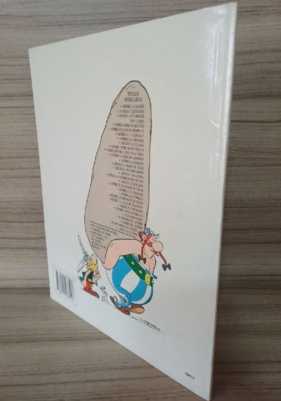 Asterix a Rosa e o Gládio - Editora Record - Foto 4