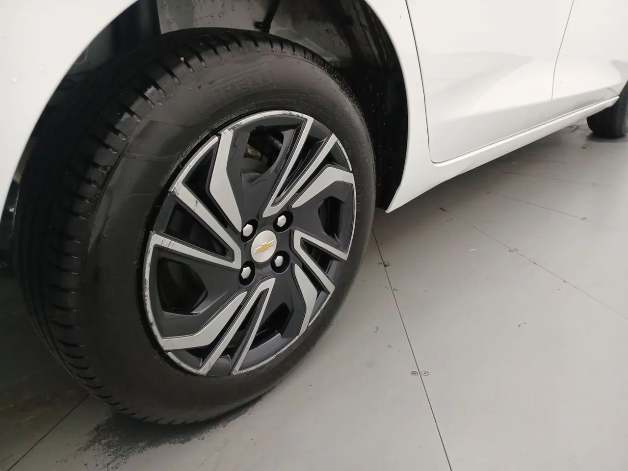 Chevrolet Onix Activ 1.4 8V Flex Aut. 4P, foto 14 de 18