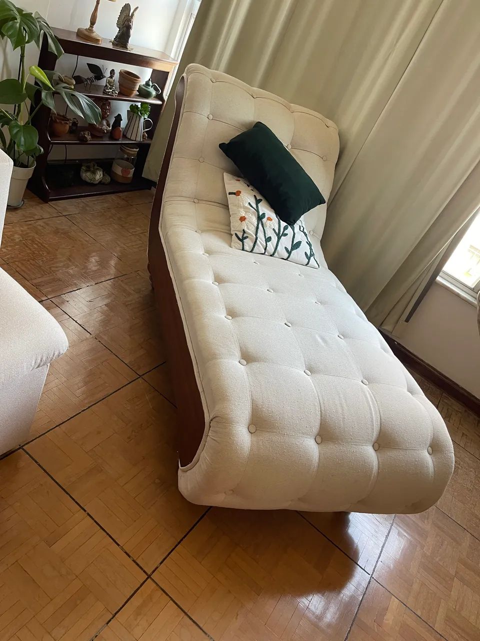 chaise longue  