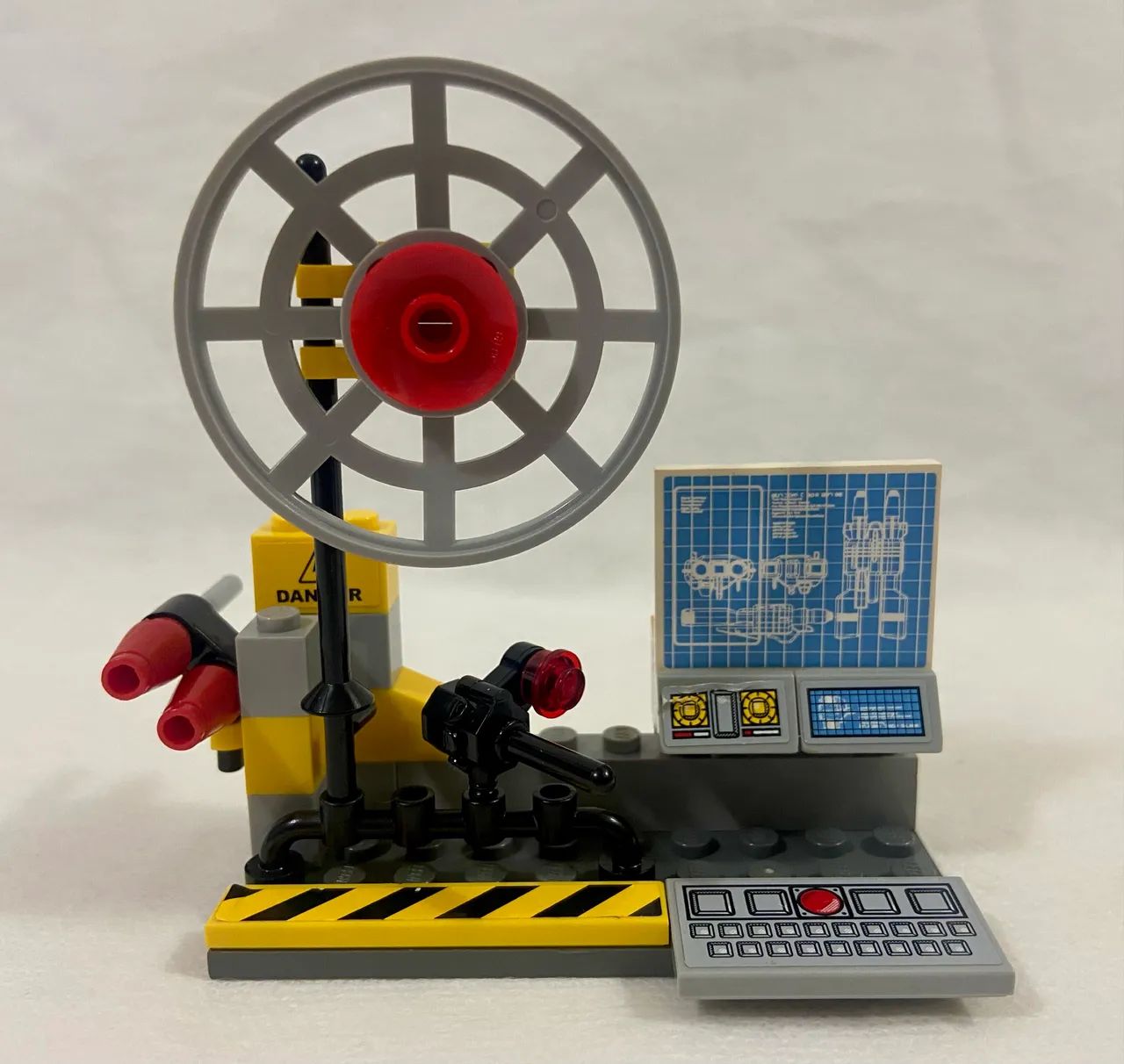 LEGO - Carros: Zona de Espionagem do Mate (Mater's Spy Zone) **ORIGINAL** - Foto 4