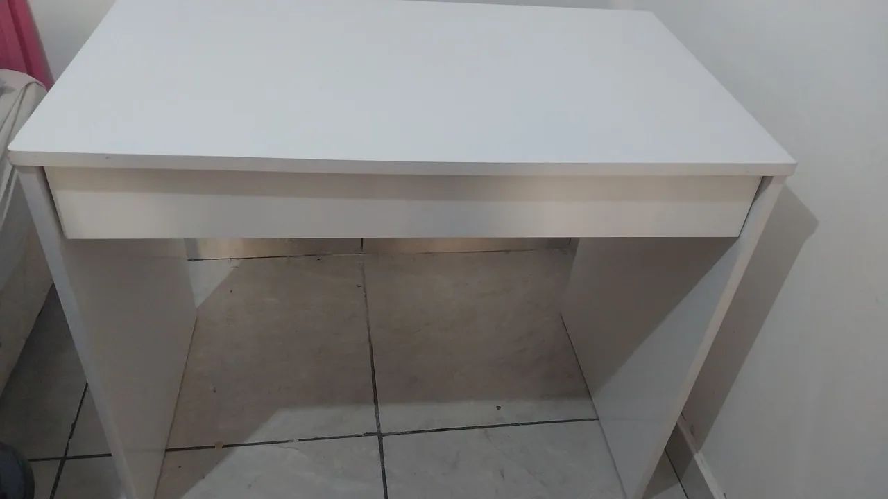 Vendo penteadeira/escrivaninha