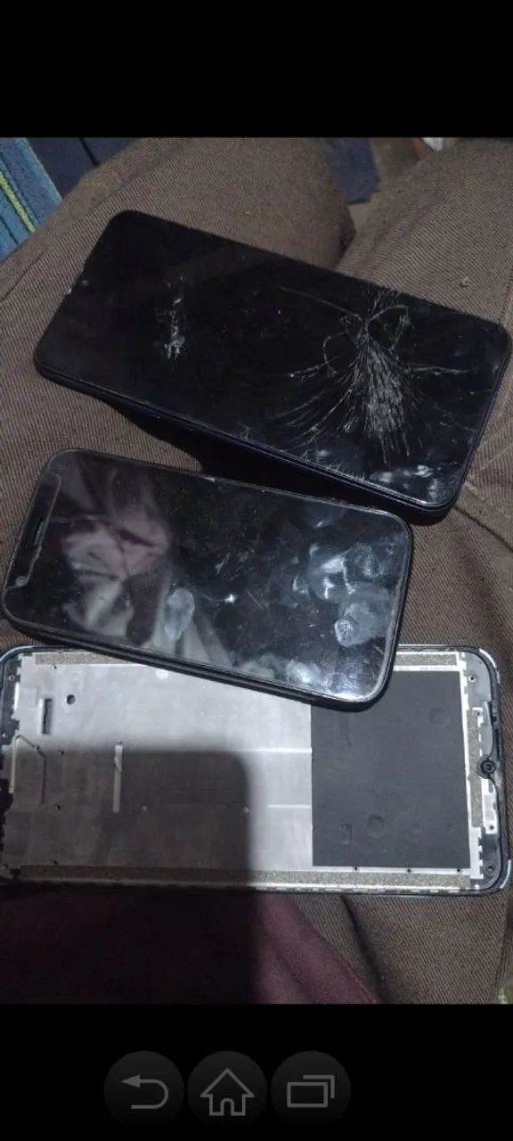 3 celular pra tirar peças 