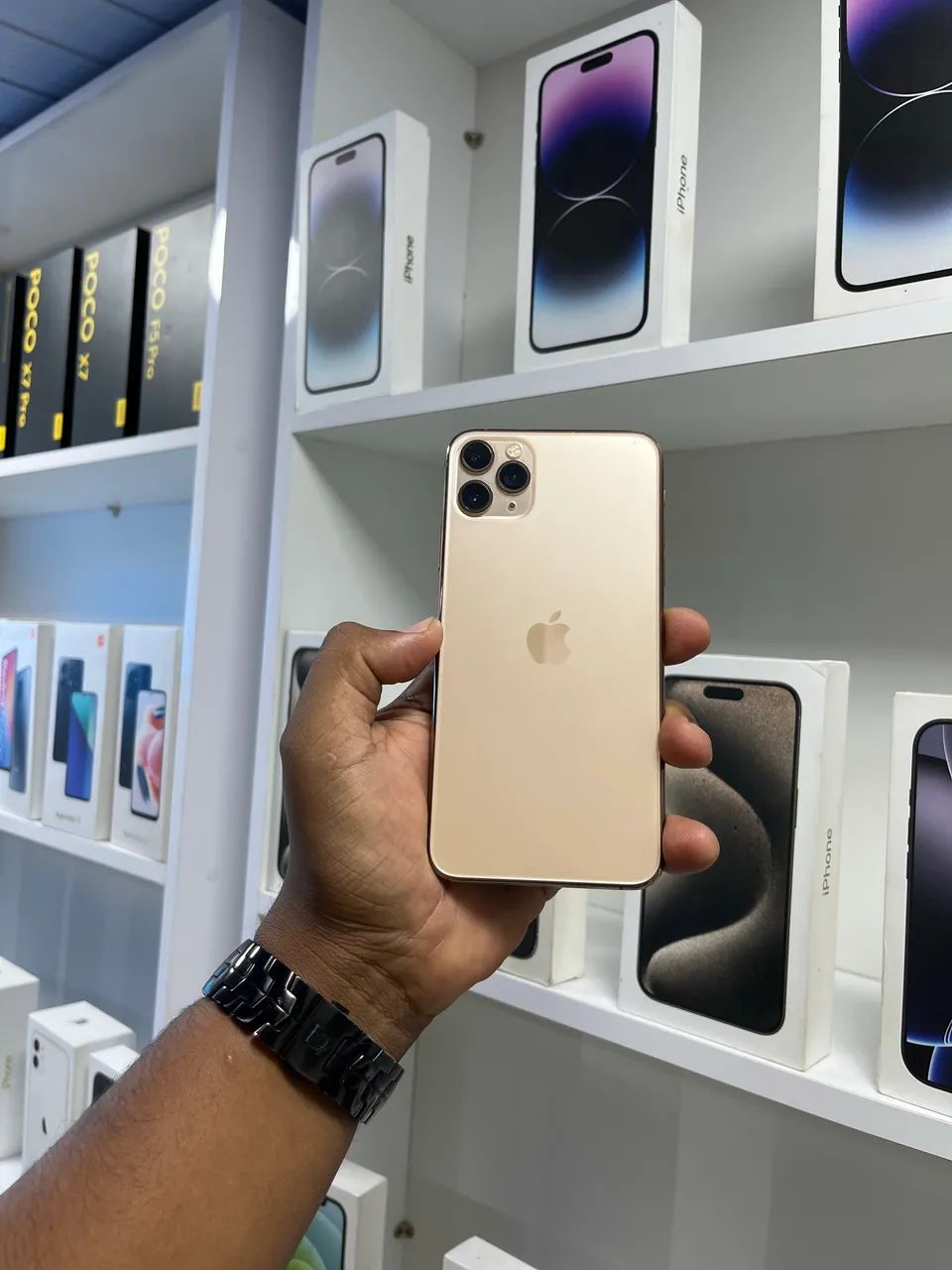 IPHONE 11 PRO MAX 256GB - Foto 3