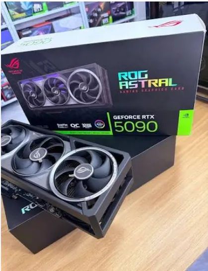Rtx 5090 Rog Astral - Foto 2