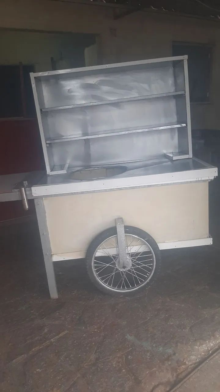 Carrinhos pra vender PASTEL E MILHO