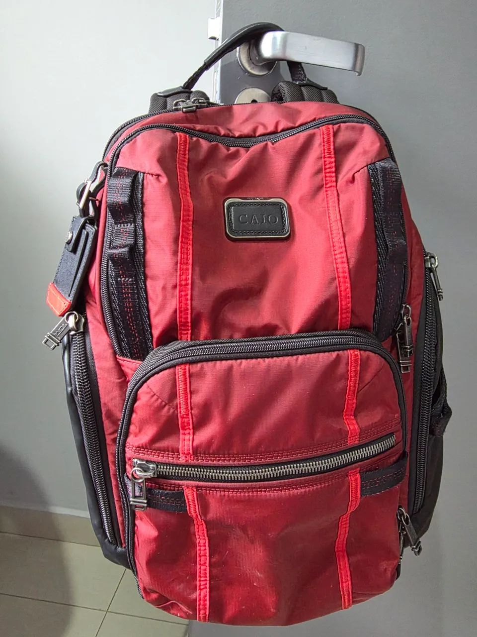Mochila TUMI , edição limitada feita com nylon de paraquedas com NF E GARANTIA ETERNA TUMI
