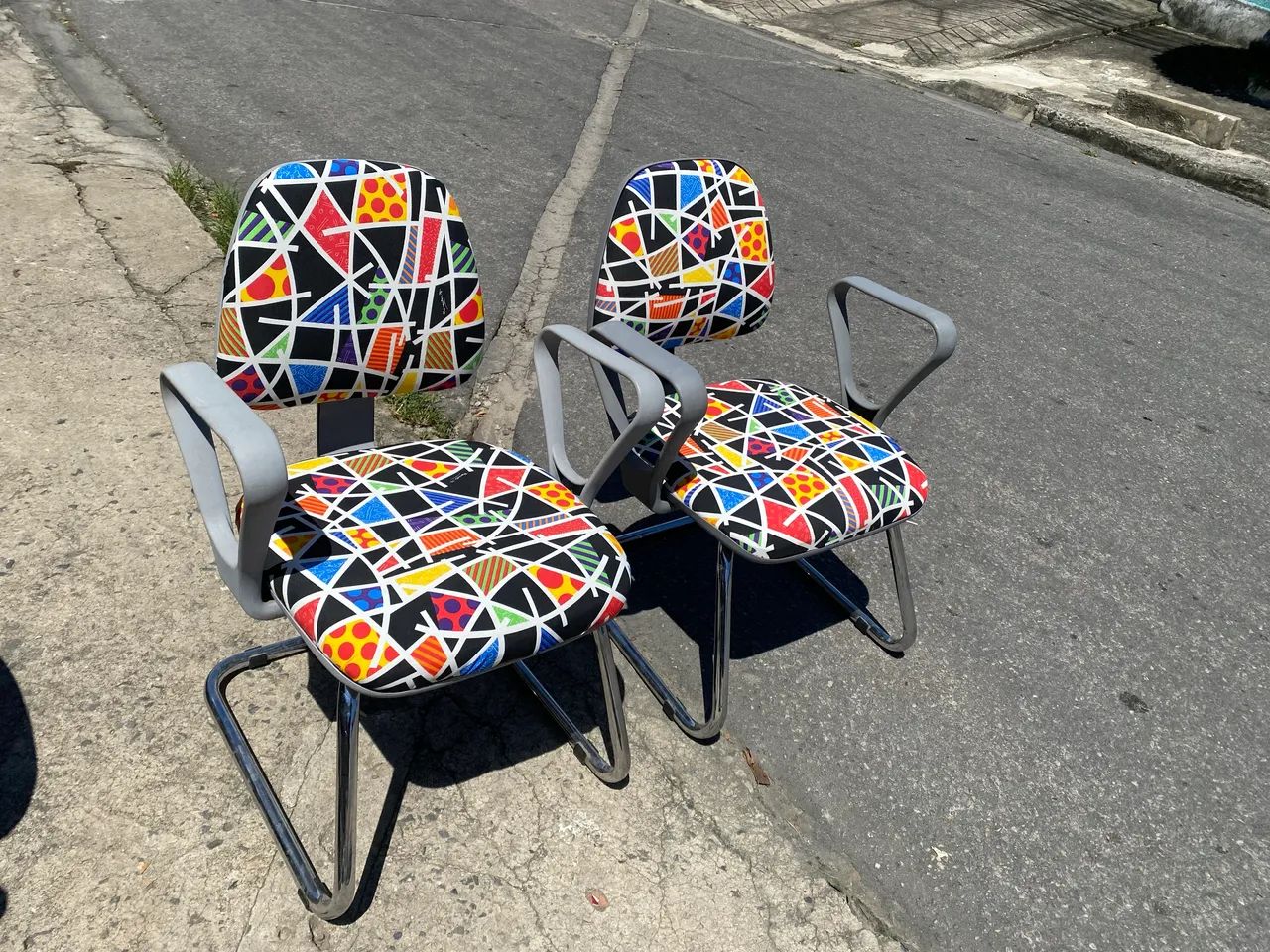Cadeira Decorativa Romero Britto  - Foto 2