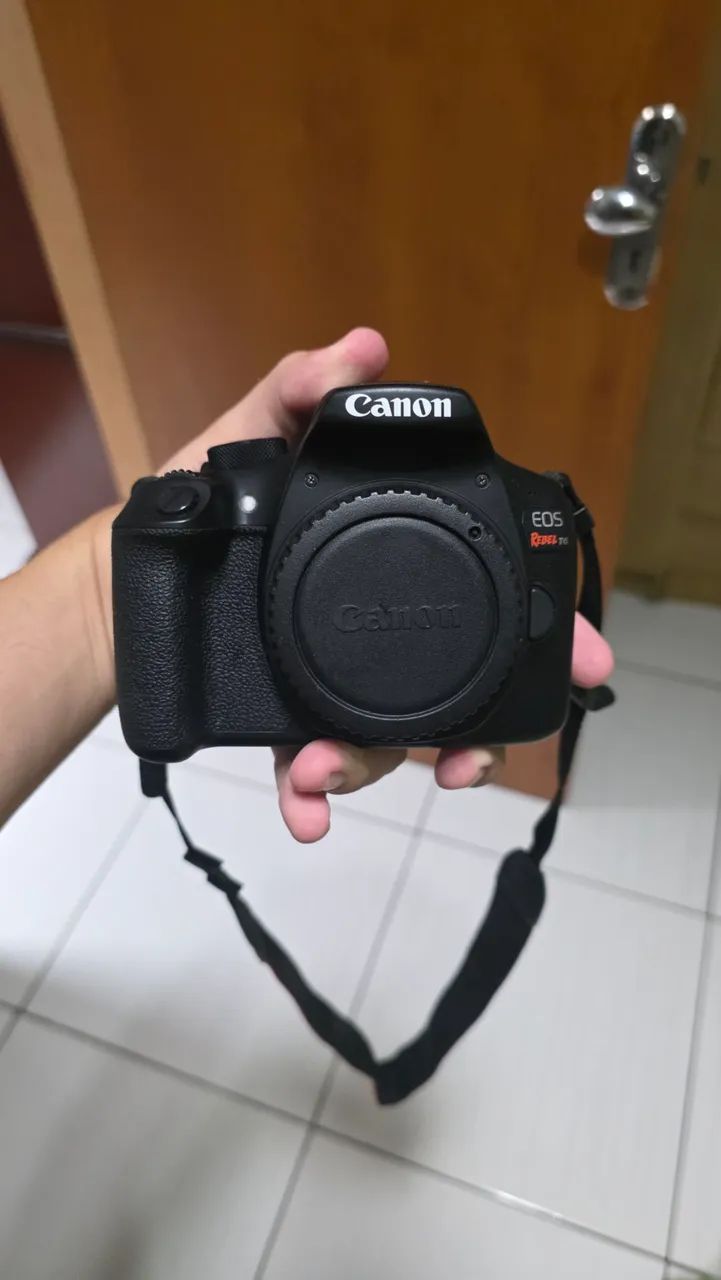 CAMERA DSLR CANON EOS REBEL T6 - Foto 3