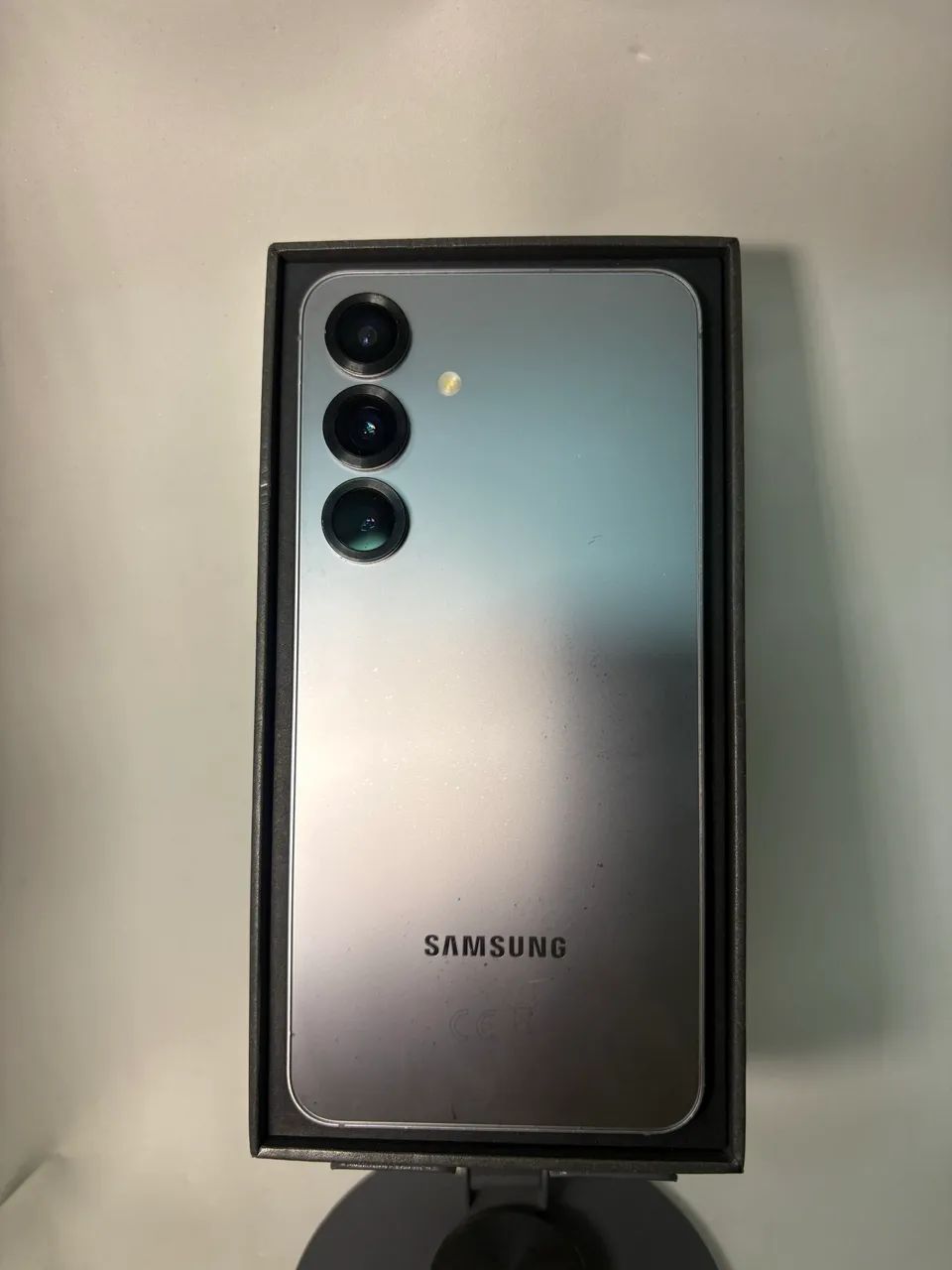 Samsung s25 128 gb 12 ram