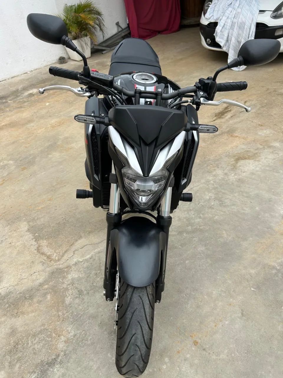 650F  - Foto 3
