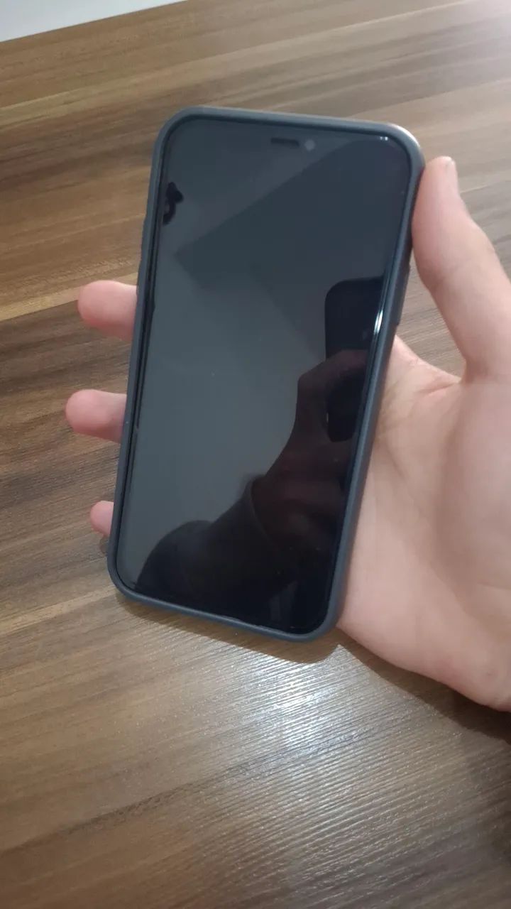 iPhone 11 Branco 64GB -  Conservado - Foto 2