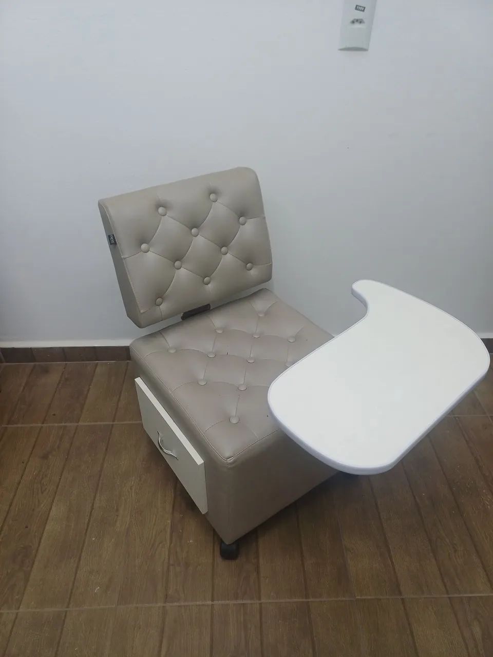 Cadeira Manicure 