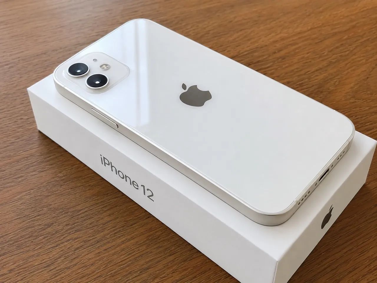 iPhone 12 
