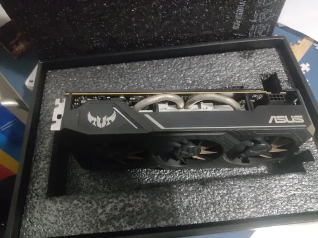 GTX 1660 Super 6GB Asus TUF Gaming - Foto 3