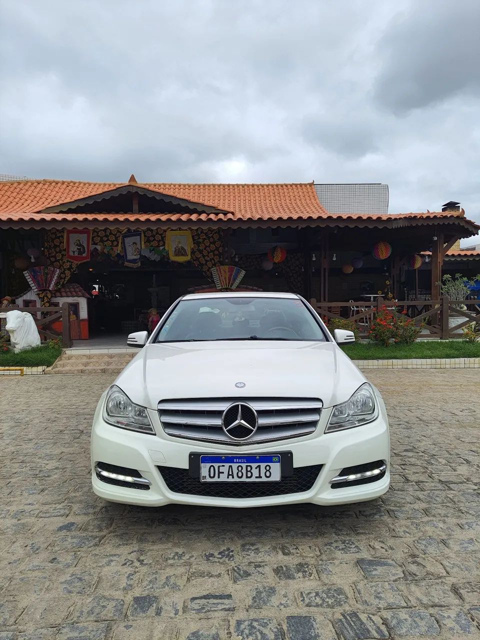 Mercedes-Benz C-180 2012